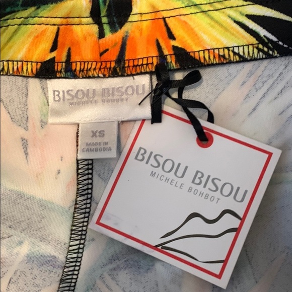 Bisou Bisou Black mermaid flutter peplum black pensil skirt birds of paradise XS - Picture 3 of 8